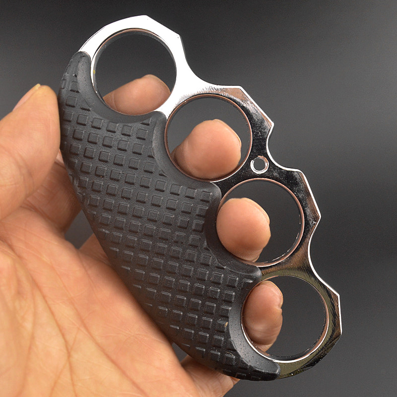 Four-Finger Knuckle Duster